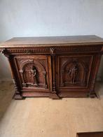 Robuust houten dressoir met bijzonder houtsnijwerk, Ophalen, Gebruikt, 150 tot 200 cm, Eikenhout