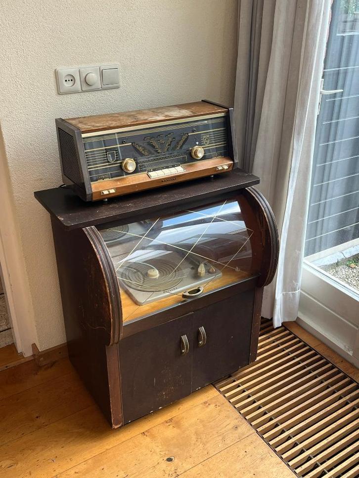 Vintage Philips platenspeler + radio meubel met platenkast, Audio, Tv en Foto, Platenspelers, Gebruikt, Platenspeler, Philips