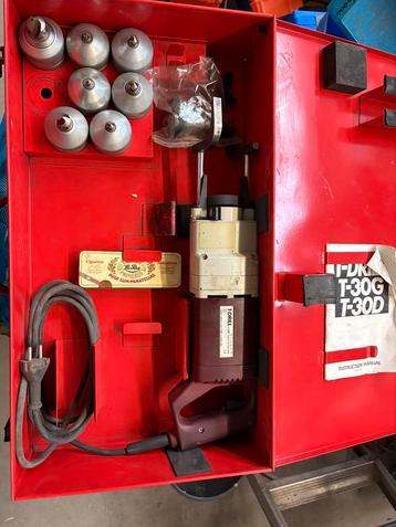 Uithaalset tbv koperen leiding, aftakking set beschikbaar voor biedingen