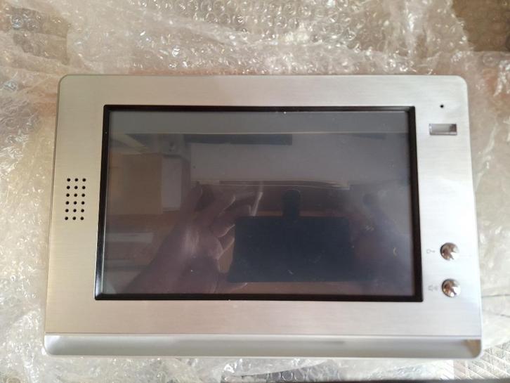 MONITOR, Computers en Software, Monitoren, Zo goed als nieuw, 60 Hz of minder, Ingebouwde speakers, Overige typen, Ophalen of Verzenden