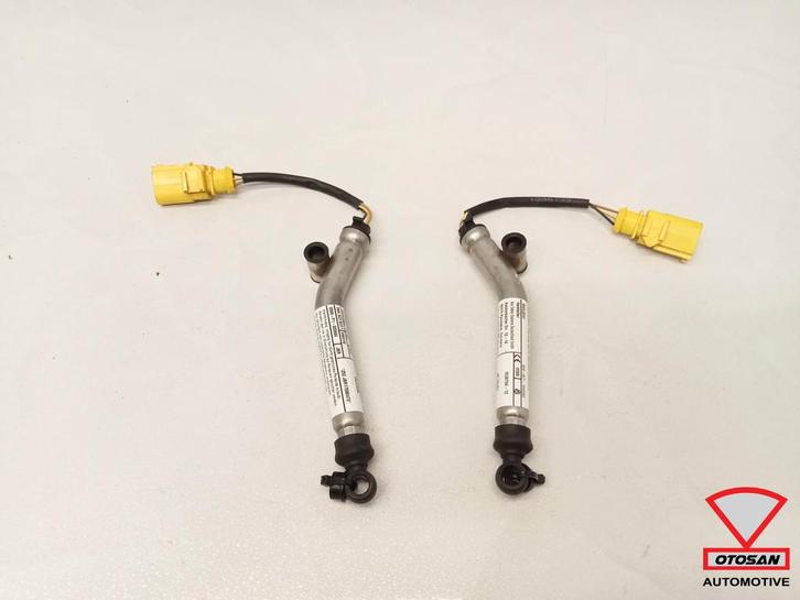 VW Tiguan 5NA Voetgangersbescherming Set 5NA823823F, Auto-onderdelen, Overige Auto-onderdelen, Volkswagen, Gebruikt, Ophalen of Verzenden