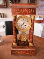 Oer 11334 ANTIEKE 19e eeuwse kolomklok met inlegwerk, Antiek en Kunst, Antiek | Klokken, Ophalen