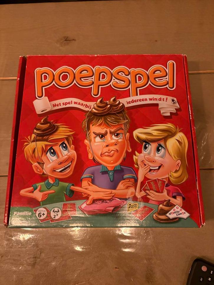 Poepspel - Leuk kaartspel voor de hele familie!, Hobby en Vrije tijd, Gezelschapsspellen | Overige, Zo goed als nieuw, Een of twee spelers
