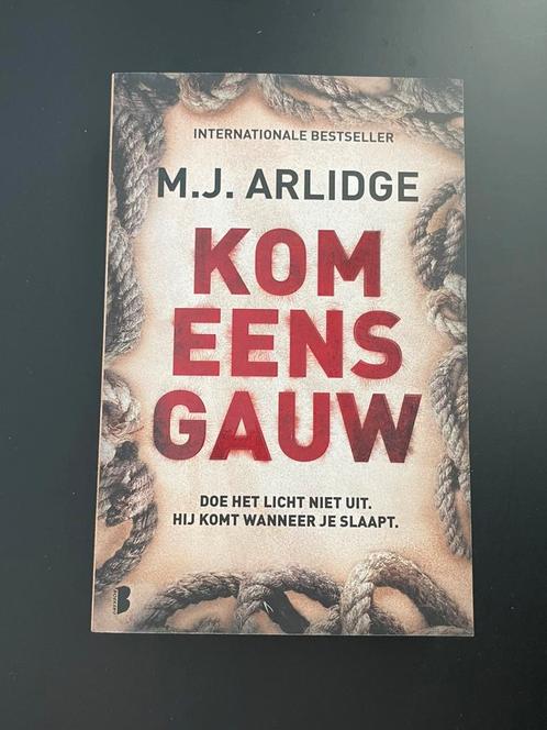 M.J. Arlidge - Kom eens gauw, Boeken, Thrillers, Zo goed als nieuw, Nederland, Ophalen of Verzenden