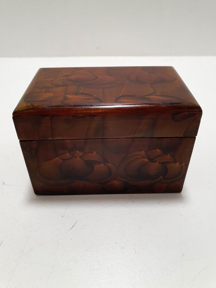 Laque doosje met paddestoelen., Antiek en Kunst, Antiek | Kantoor en Zakelijk, Ophalen of Verzenden