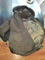 Woolrich zwarte jas, Kleding | Dames, Jassen | Winter, Verzenden, Zo goed als nieuw, Zwart