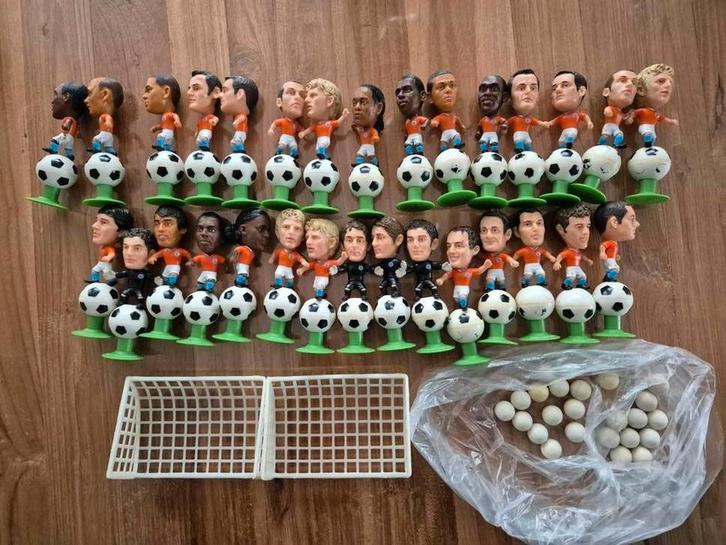 Super de Boer Actie 2008 Oranje Poppen + Goals & Ballen, Verzamelen, Supermarktacties, Super de Boer, Ophalen of Verzenden