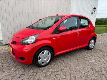 Toyota Aygo 1.0 12V Vvt-i 5DRS TOPSTAAT, Voll.Hist. 2009   beschikbaar voor biedingen