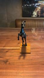 Brons beeldje steigernd paard op sokkel 18 cm, Ophalen of Verzenden