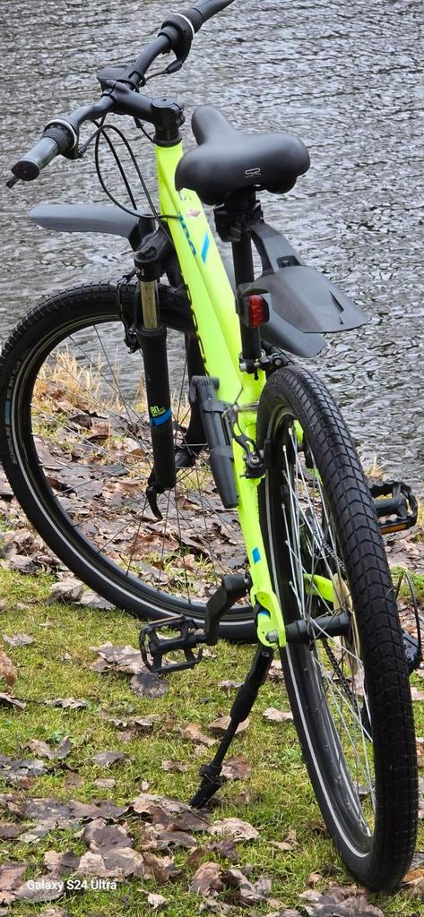 Rockrider st 100 27,5 inch, Fietsen en Brommers, Fietsen | Mountainbikes en ATB, Zo goed als nieuw, Overige merken, Minder dan 45 cm