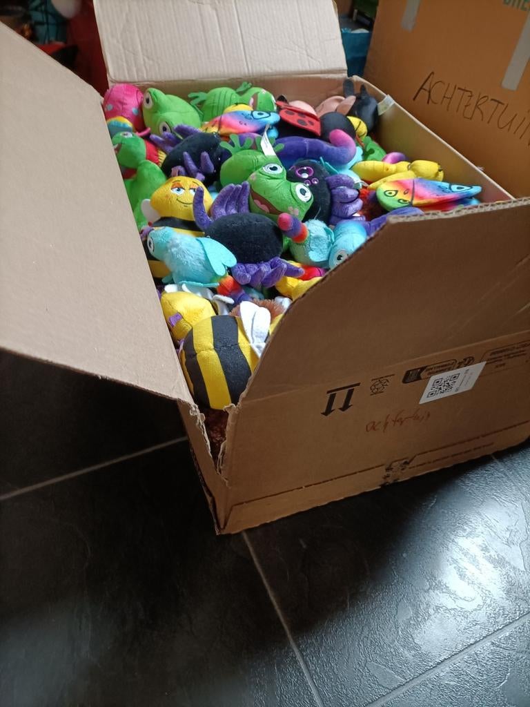 Doos vol Achtertuin mini's Lidl knuffels. Veel mini's, Ophalen of Verzenden, Overige typen