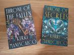 Throne of the Fallen & Throne of Secrets - Kerri Maniscalco, Boeken, Fantasy, Ophalen, Gelezen