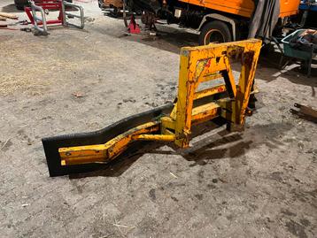 Schuif rubberschuif sneeuwschuif beschikbaar voor biedingen