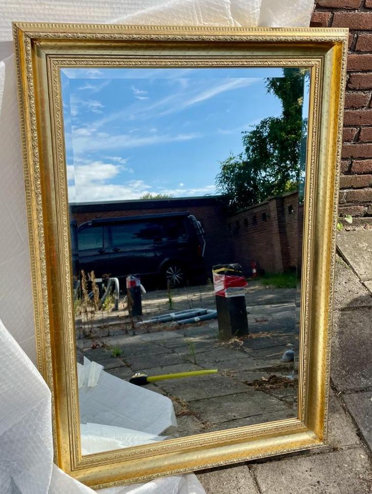 Goudkleurige spiegel van Gallery Framing - model REGENCY, Huis en Inrichting, Woonaccessoires | Spiegels, Gebruikt, 50 tot 75 cm