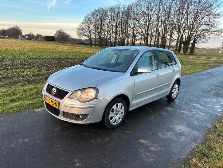 Volkswagen Polo 1.2 liter airco 2009 nieuwe APK, Auto's, Volkswagen, Particulier, Polo, ABS, Airbags, Airconditioning, Centrale vergrendeling