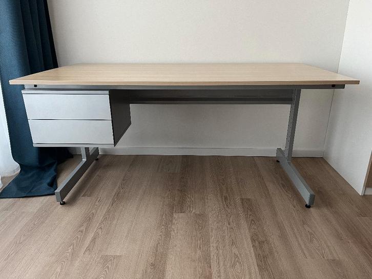 IKEA bureau 160 x 80 (Jerker, met ladeblok), Huis en Inrichting, Bureaus, Gebruikt, Bureau, Ophalen