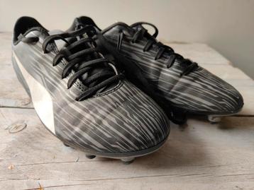 Puma voetbalschoenen, maat 42, zo goed als nieuw!  beschikbaar voor biedingen