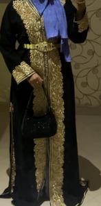 Takshita, Ophalen of Verzenden, Zo goed als nieuw