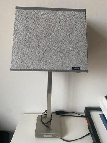 Lifestyle lamp beschikbaar voor biedingen
