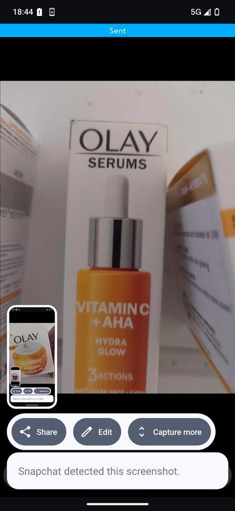 Olay Vitamin C + AHA Serum - Hydra Glow, Sieraden, Tassen en Uiterlijk, Uiterlijk | Cosmetica en Make-up, Nieuw, Make-up, Gehele gezicht