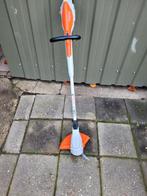 Stihl grastrimmer. Kantenmaaier. Trimmer Accu met lader, Tuin en Terras, Grastrimmers, Ophalen, Zo goed als nieuw, Accu