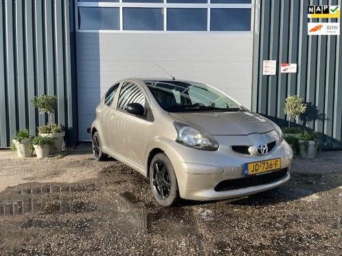 Toyota Aygo 1.0-12V | Airco, Auto's, Toyota, Te koop, Aygo, ABS, Airbags, Airconditioning, Radio, Startonderbreker, Benzine, Euro 4
