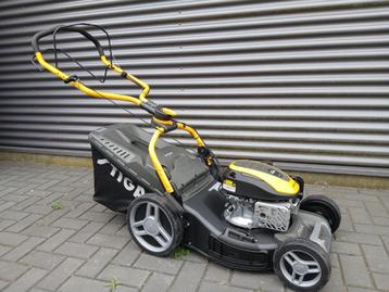 Stiga Combi 748 S motormaaier 4 in 1 met Stiga motor beschikbaar voor biedingen