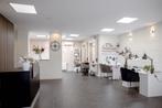Stoel/tafel verhuur binnen Bibi Essentials, Diensten en Vakmensen, Schoonheidsspecialisten | Manicure
