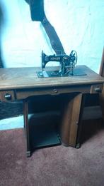 Kohler Antieke naaimachine - trapnaaimachine in meubel, Ophalen