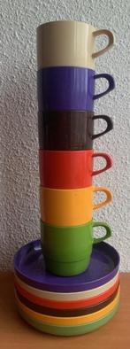 Mepal 6x kop en schotel (retro/vintage) 3v2, Caravans en Kamperen, Kampeeraccessoires, Lochem, Ophalen of Verzenden, Zo goed als nieuw