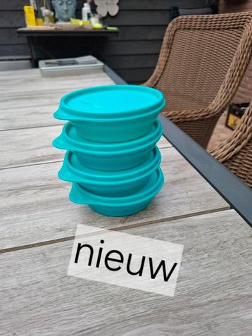 Nieuw tupperware  beschikbaar voor biedingen