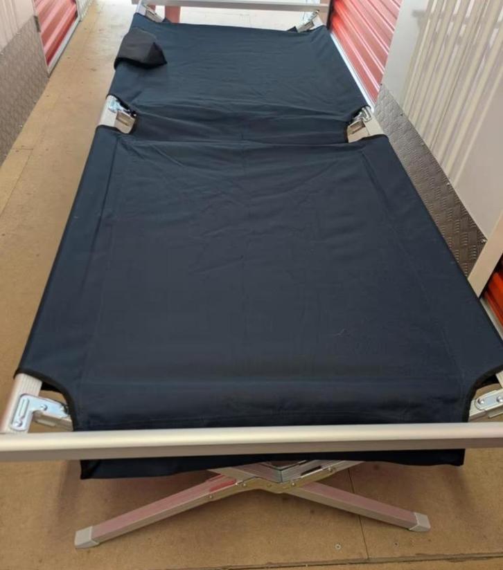 Veldbed 2x, Caravans en Kamperen, Kampeermeubelen, Overige, Ophalen
