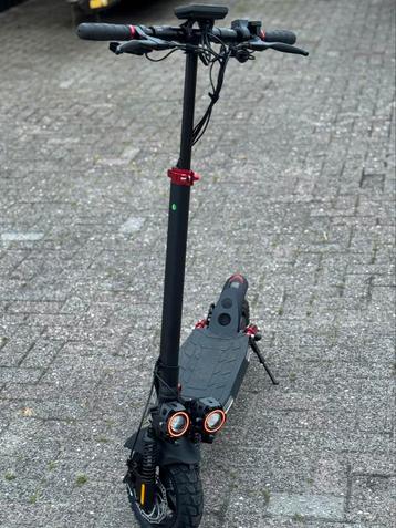 iScooter IX4 - Elektrische Step - Volwassenen - 10 INCH beschikbaar voor biedingen