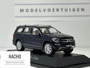 Mercedes-Benz GL-klasse Facelift (2013) | Norev, schaal 1:43 beschikbaar voor biedingen