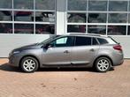 Renault Mégane Estate 1.5 dCi Parisienne / Navi / Trekhaak, Voorwielaandrijving, Euro 5, Stof, Gebruikt