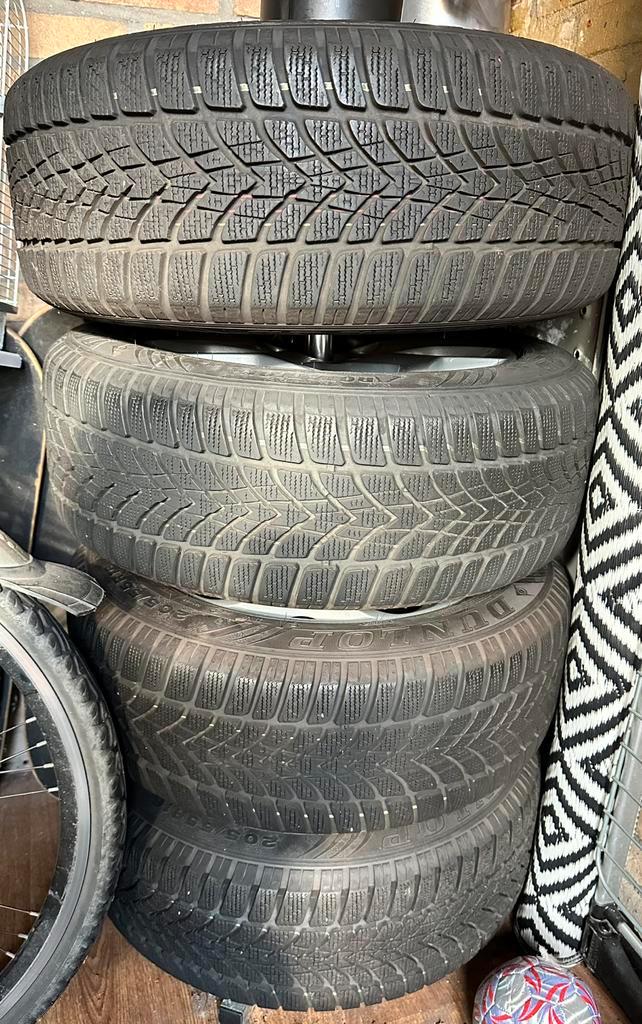 Winterbanden op lichtmetalen velgen, Auto-onderdelen, Banden en Velgen, Banden en Velgen, Winterbanden, 16 inch, 205 mm, Ophalen