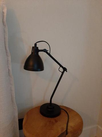 2 tafellampen / bureaulampen / nachtlampjes - nieuwstaat beschikbaar voor biedingen