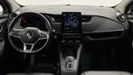 Renault Zoe R135 Intens 52 kWh SOH 93% KOOP ACCU CAMERA NAVI, Auto's, Renault, Parkeersensor, Stof, Gebruikt, Zwart