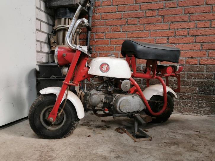 Honda Minibike - Schuurvondst!, Fietsen en Brommers, Brommers | Oldtimers, Overige merken, Ophalen