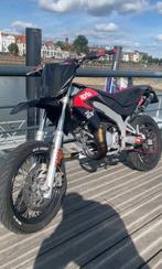 Aprilia sx 50, Fietsen en Brommers, Brommers | Derbi, Ophalen, 6 versnellingen, Zo goed als nieuw, 50 cc