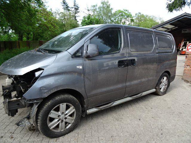 Hyundai H 300 bj 2009 2,5 CRDI motor schade voor demontage., Ophalen of Verzenden, Gebruikt, Hyundai