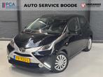 Toyota Aygo 5 - deurs 1.0 VVT-i x-play - camera - navigatie, Auto's, Voorwielaandrijving, Stof, Gebruikt, Euro 6