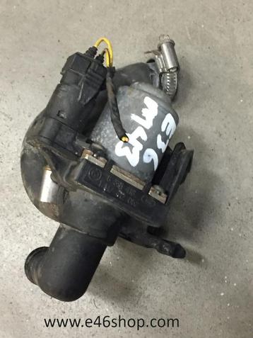 Kachelkraan BMW E36 318i m43 motor oe 8391418 beschikbaar voor biedingen