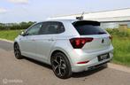 Volkswagen Polo 1.0 TSI R-line / Navi / Carplay / Camera, Stof, Gebruikt, Zwart, Bedrijf