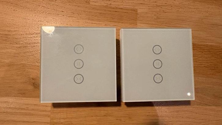 2x Nedis WIFIWC10WT Smart Gordijn Schakelaar, Doe-het-zelf en Verbouw, Elektra en Kabels, Nieuw, Schakelaar, Ophalen of Verzenden