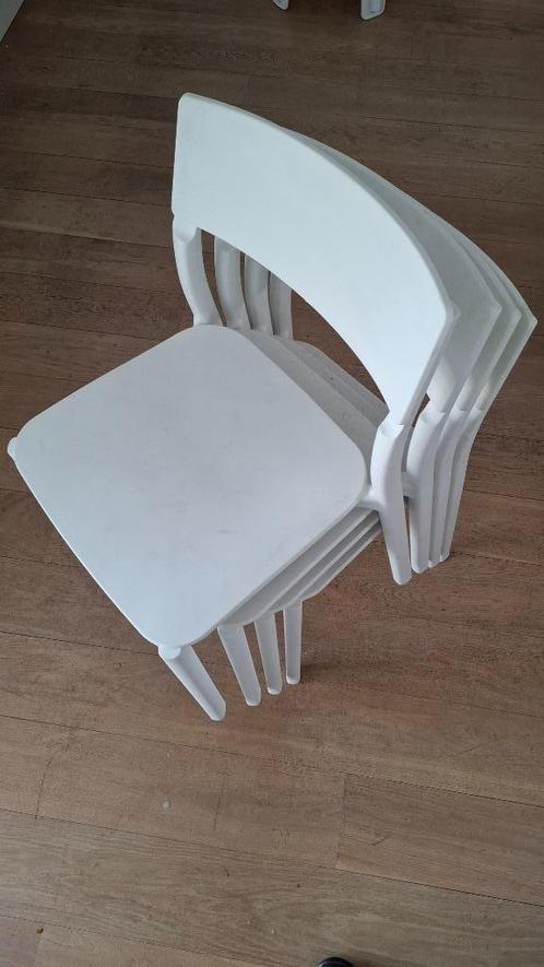 4 stuks Janinge eetkamerstoelen wit, Huis en Inrichting, Stoelen, Zo goed als nieuw, Vier, Kunststof, Wit, Ophalen