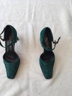 Dames schoenen in groen suède in maat 40, Ophalen, Easy Bella, Schoenen met hoge hakken, Gedragen