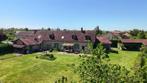 Vakantiehuis met zwembad  last minute september max 9 pers., 4 of meer slaapkamers, Bourgogne, 9 personen, Aan meer of rivier
