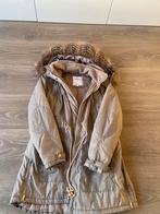 Toupe kleur winterjas, Kleding | Dames, Jassen | Winter, Overige kleuren, Maat 42/44 (L), Ophalen of Verzenden, John banner