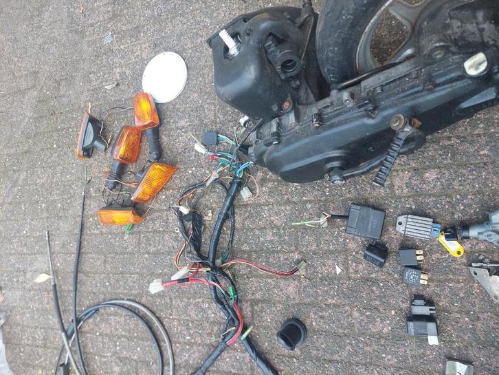 Yamaha mint onderdelen, Fietsen en Brommers, Brommeronderdelen | Snorfietsen, Gebruikt, Yamaha, Overige typen, Ophalen
